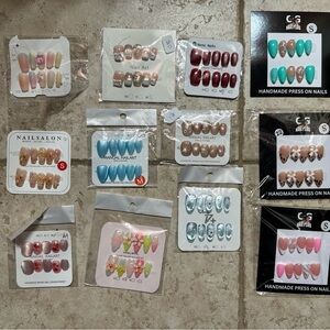 Elegant Press-On Nails Set with Mixed Colors